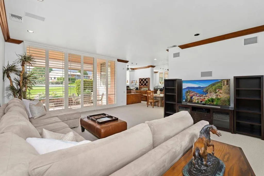 47212 Marrakesh Drive, Palm Desert, California 92260 home-pic-3